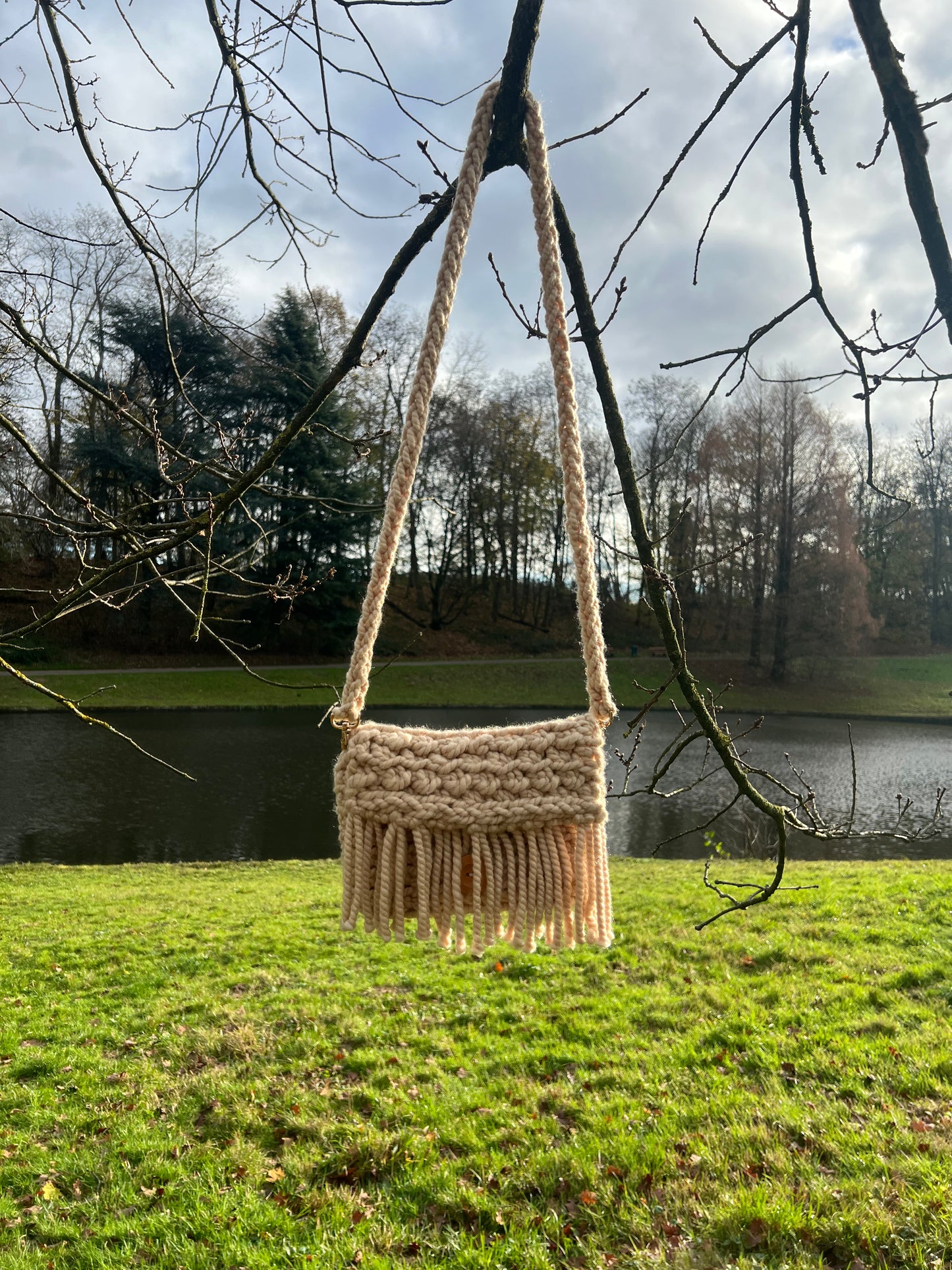 Sac à main éffiloché